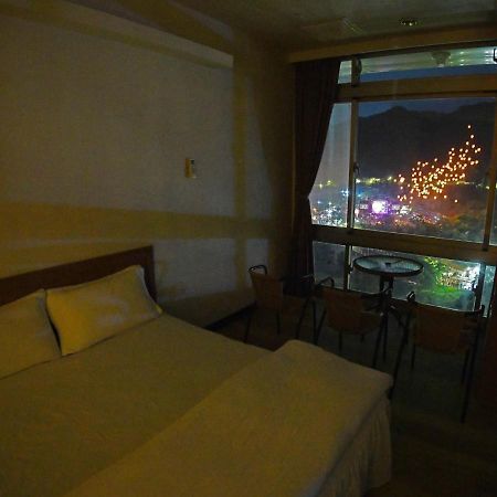 Very Happy Homestay Пингши Екстериор снимка